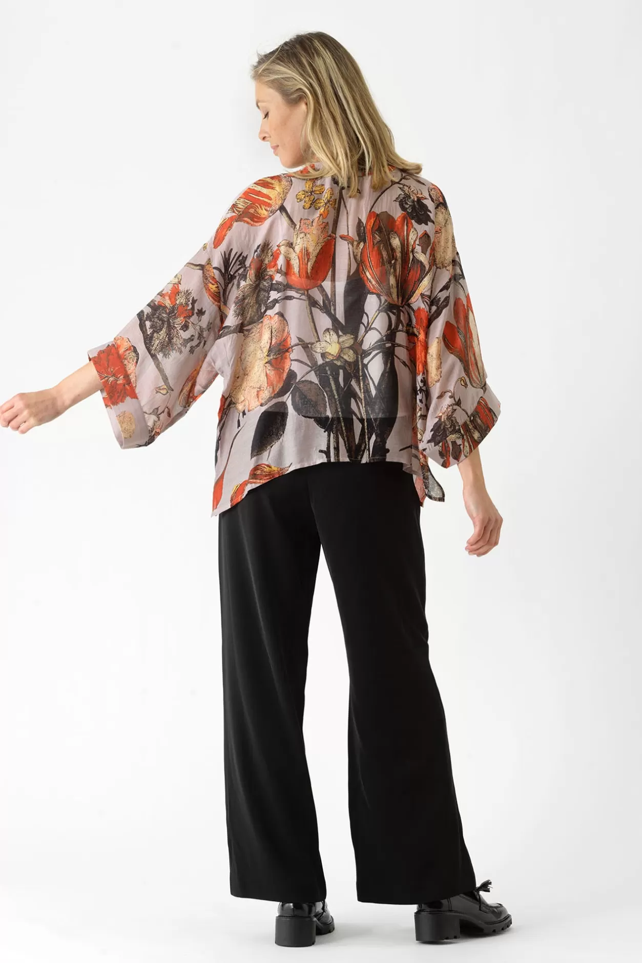 Women One Hundred Stars Tulip Red Kimono